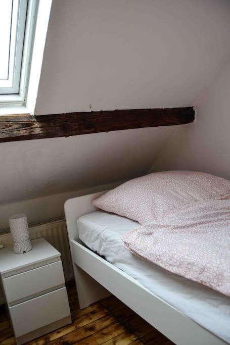 Schoene Dachgeschosswohnung Nahe Koeln Exterior foto