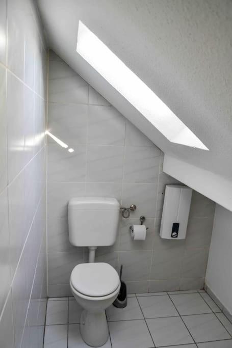 Schoene Dachgeschosswohnung Nahe Koeln Exterior foto